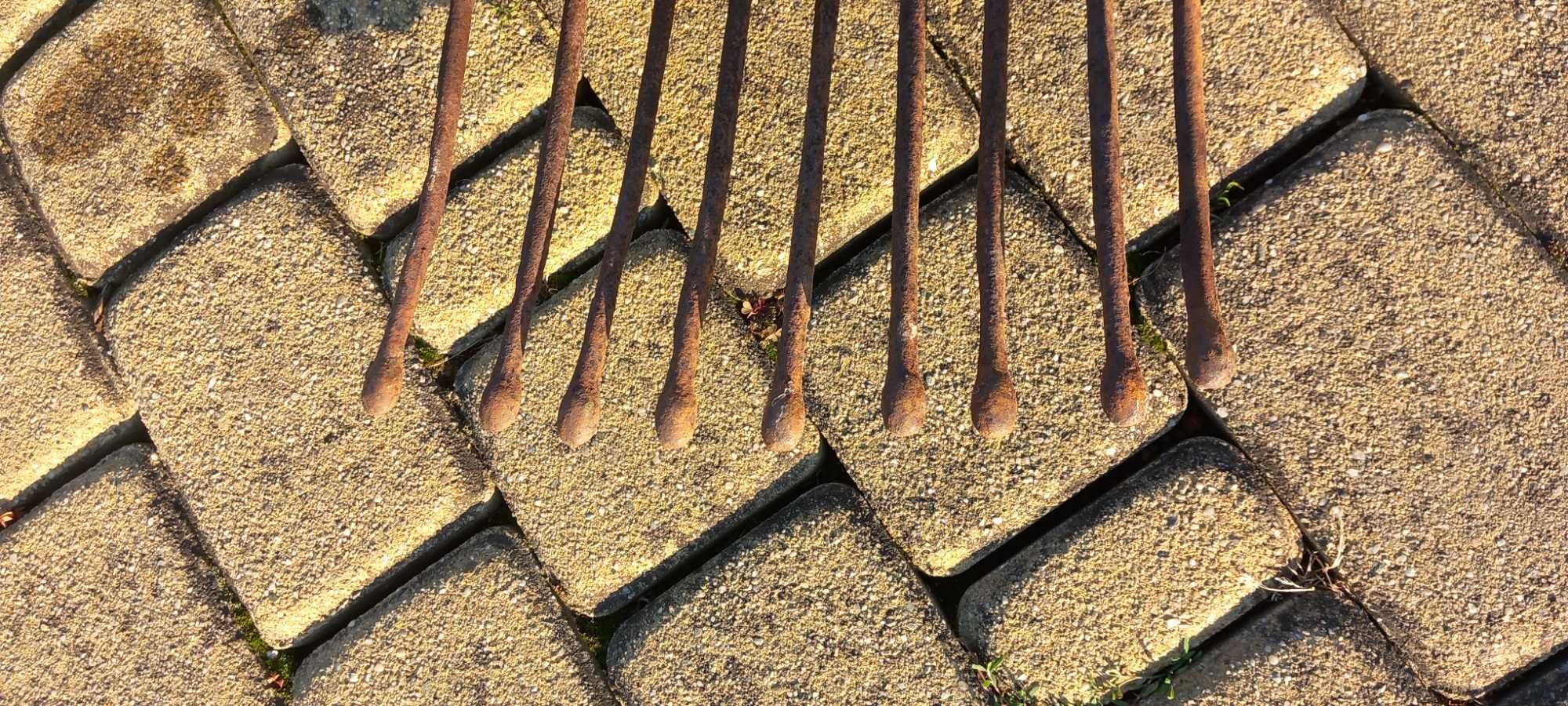 Stare metalowe widły do ziemniaków gable kute metalowe widły
