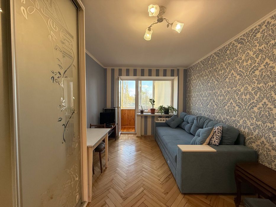 ДВРЗ Продаж 3 кім Алмаатинська З Ремонтом Дарниця