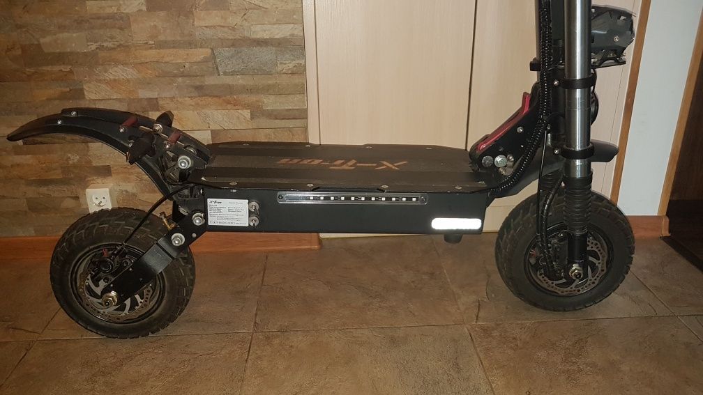 Hulajnoga elektryczna X Tron T-88