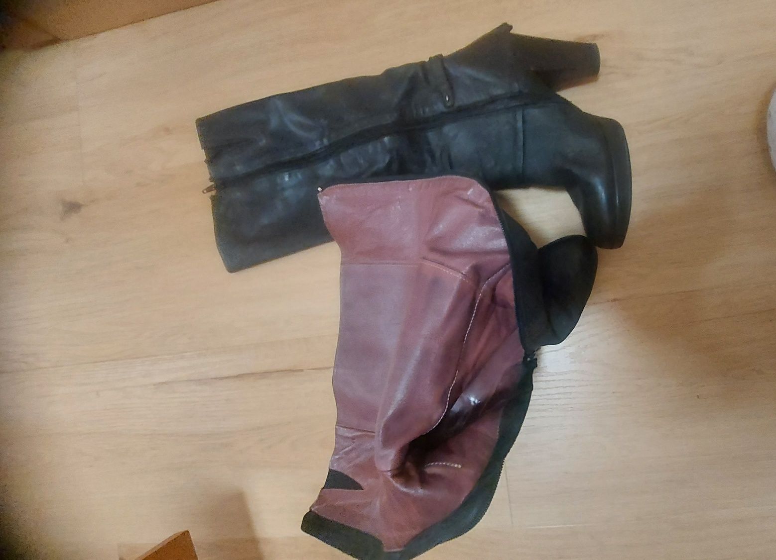 Vendo botas altas senhora