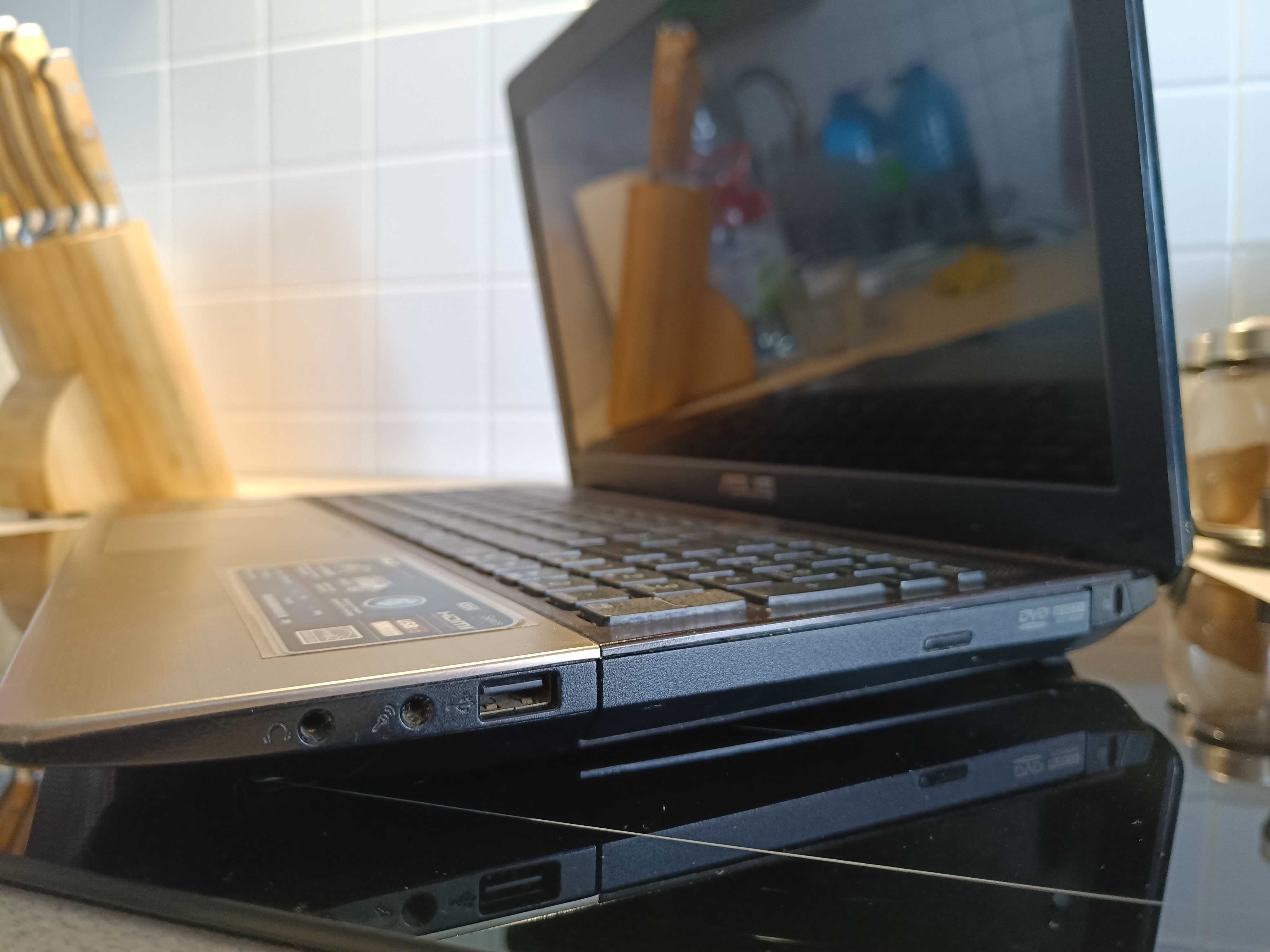 Asus K55VJ Ноутбук