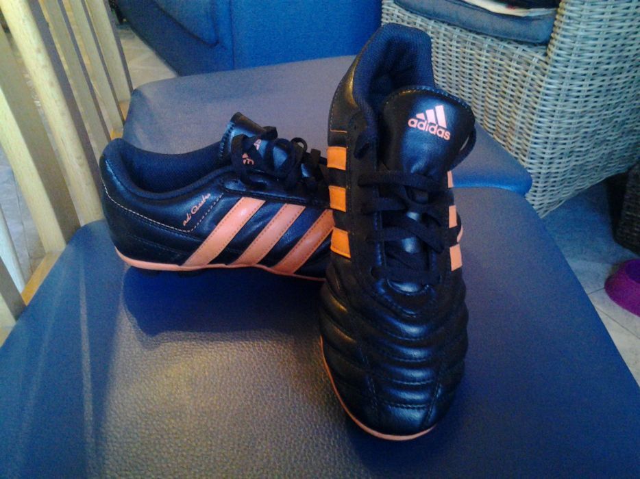 Botas de futebol Adidas tamanho 38