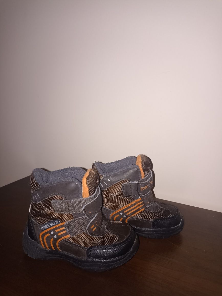 Buty ocieplane niemowlęce
