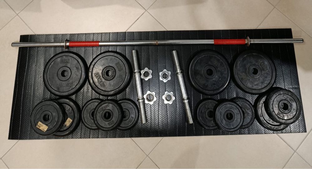 Pesos de musculação e barras