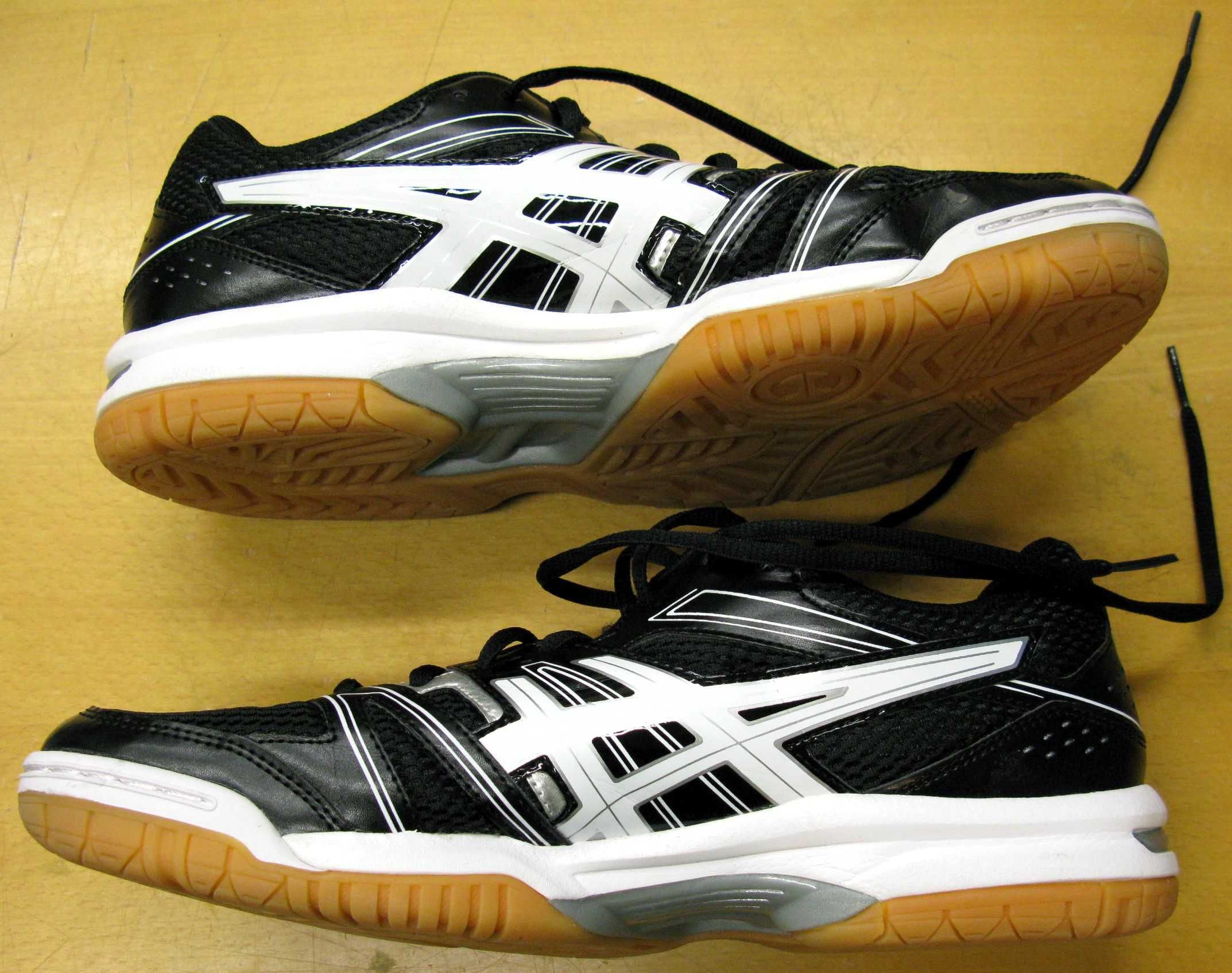 Buty siatkarskie Asics Gel rocket 7 roz. 44,5 28,25cm  UŻYWANE