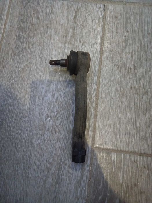 Наконечник рулевой тяги левый Хюндай Тюксон