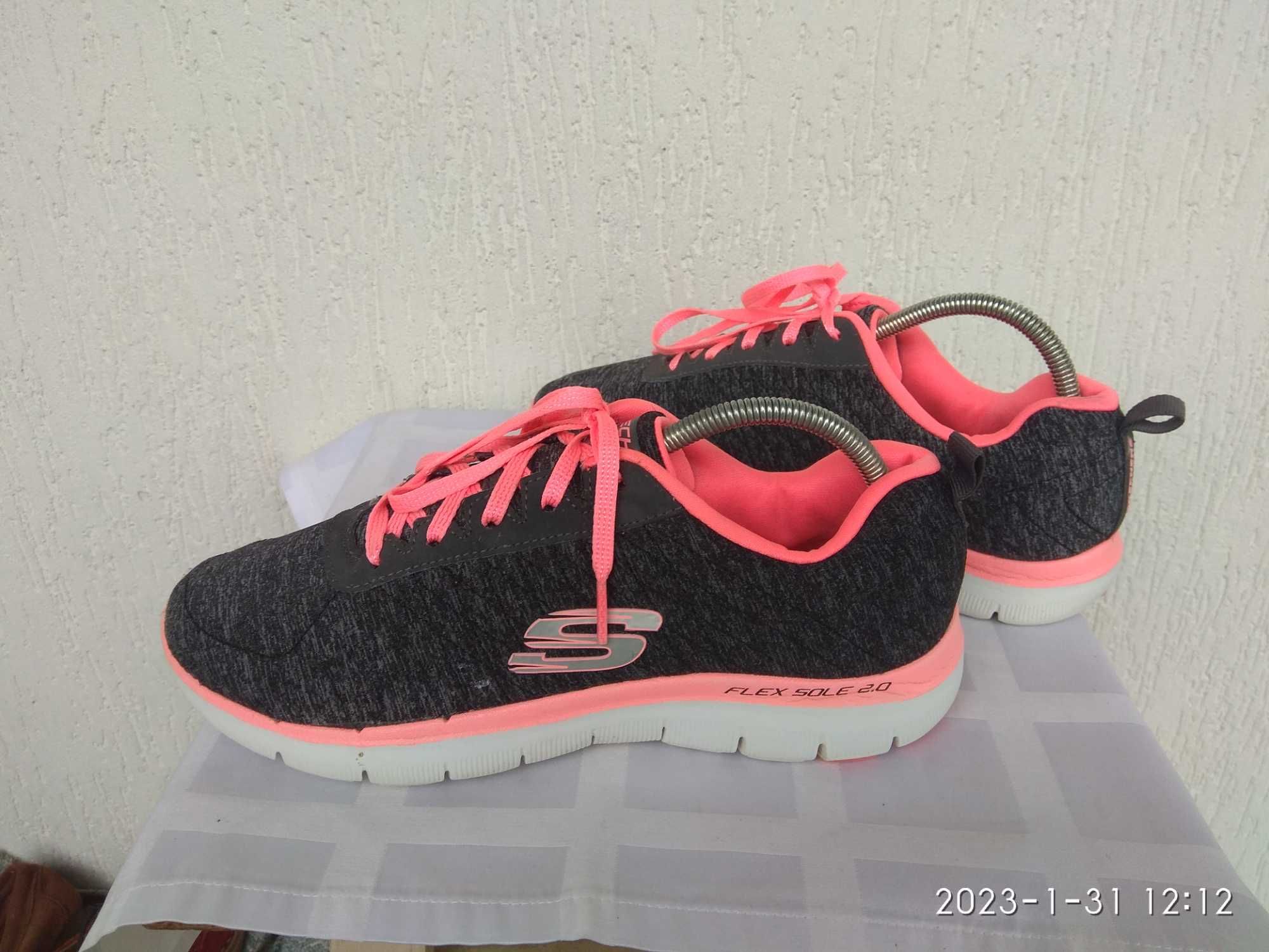 Суперлегкие,текстильние кроссовки Skechers Lite-Weight р.39