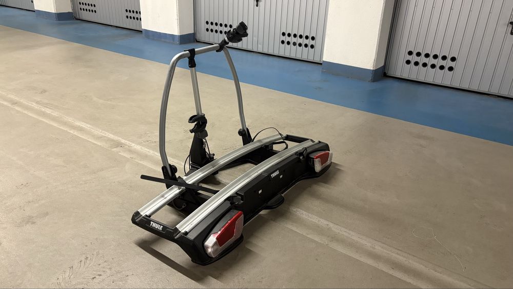 Bagażnik samochodowy THULE Master 2701 (VeloSpace XT 2 938)