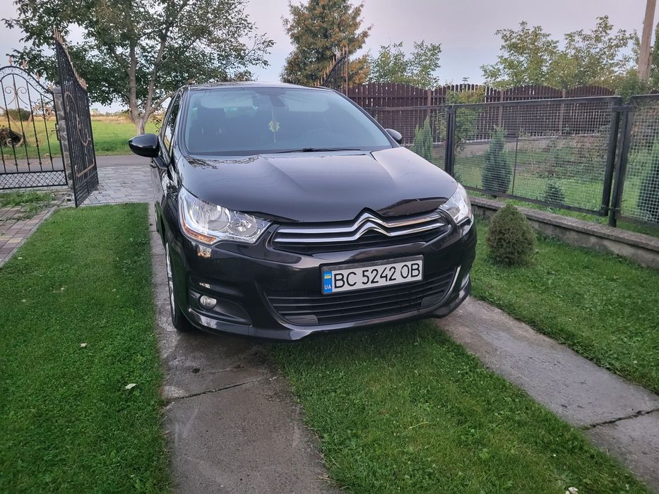 Продаю свій Citroën C4 2014 року випуску з надійним дизельним двигуном