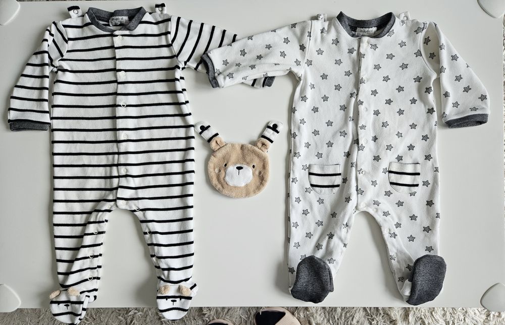 Komplet, zestaw niemowlęcy; 2 pajacyki ze śliniakiem miś; 68; Mayoral