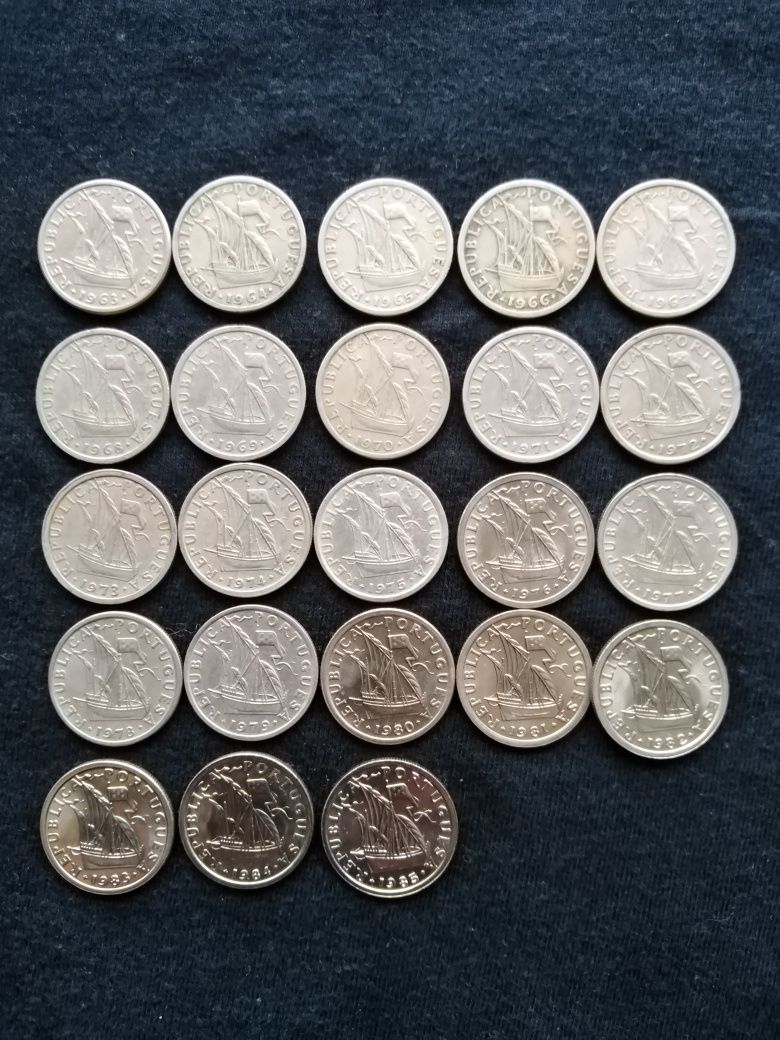Coleção de moedas de 2.5 escudos