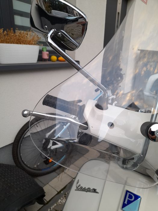 Szyba wysoka Oryginalna Vespa S z mocowaniem  OKAZJA ! ! !