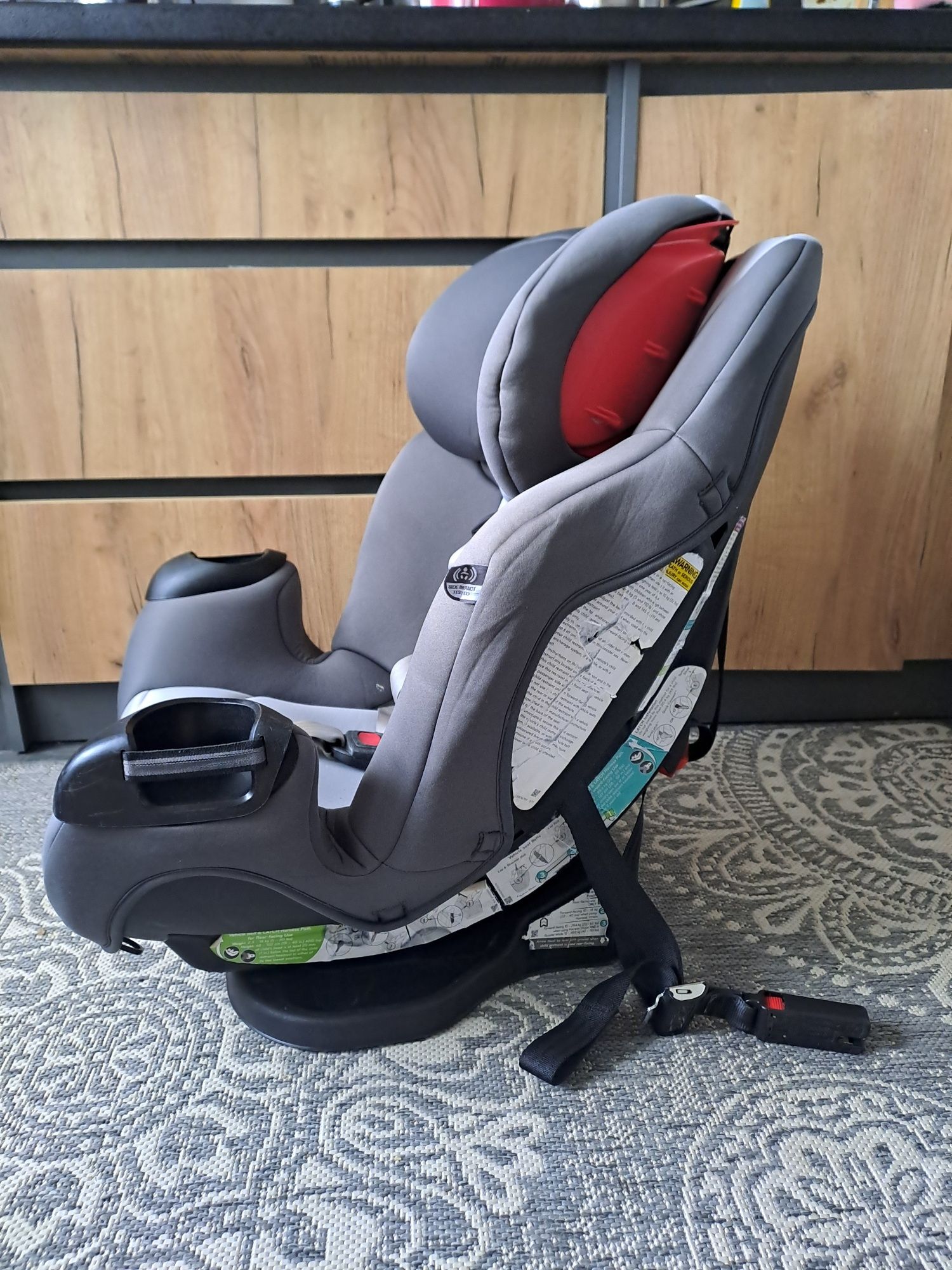 Американське автокрісло Evenflo Symphony Sport 0-36 кг ізофікс