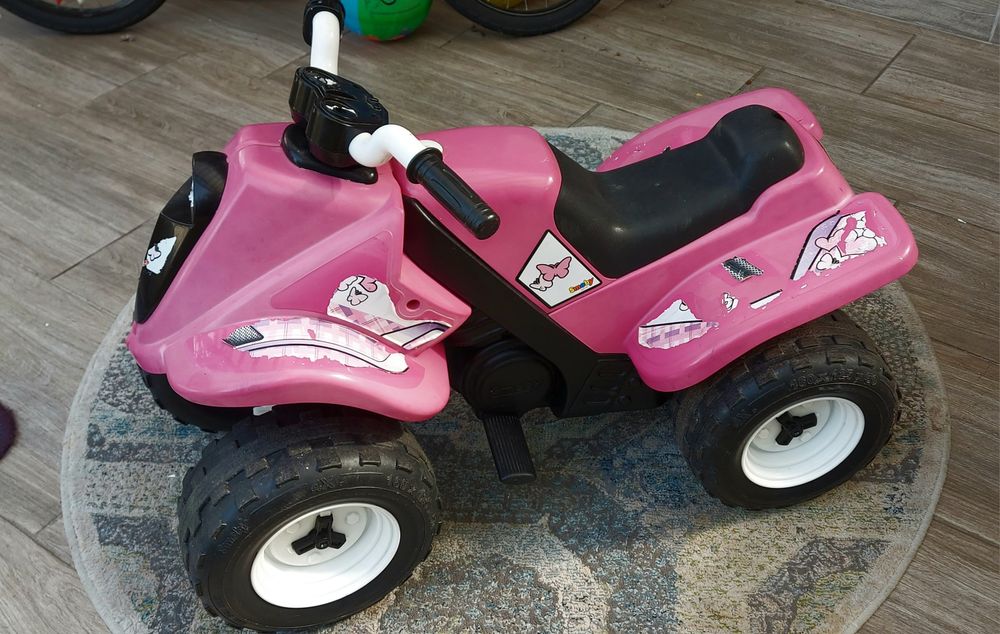 Quad Smoby elektryczny 3-5 lat 5km/h