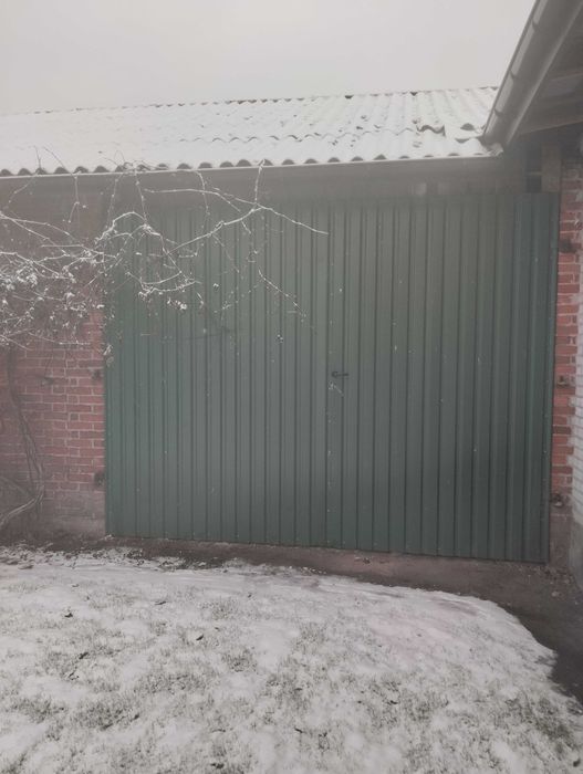 Drzwi garażowe połówkowe