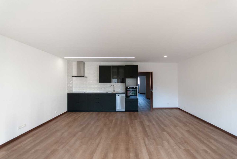 Arrendamento de apartamento t3 em Espinho