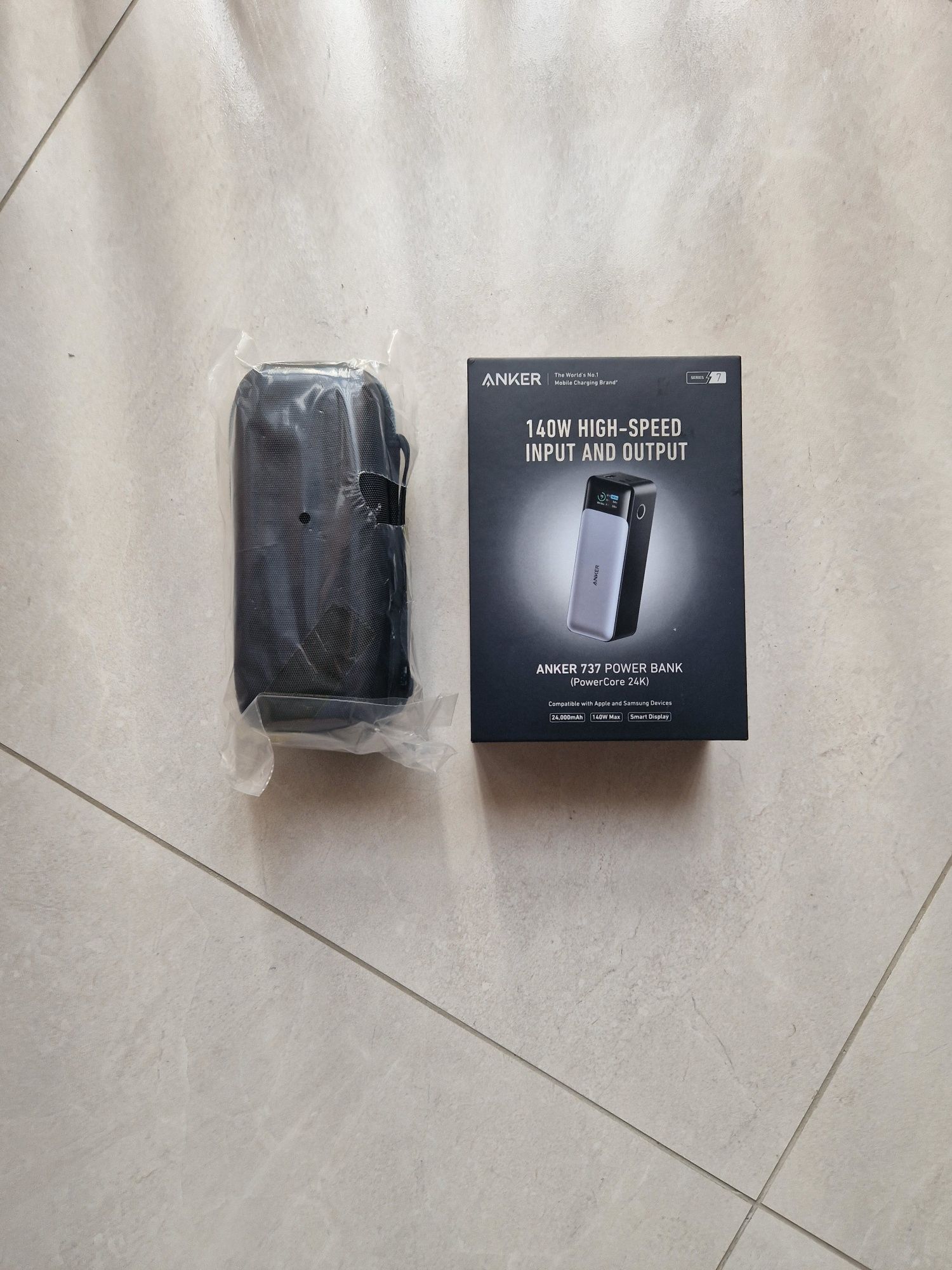 В наявності Anker 737 Powerbank/павербанк PowerCore 24000mAh 140W
