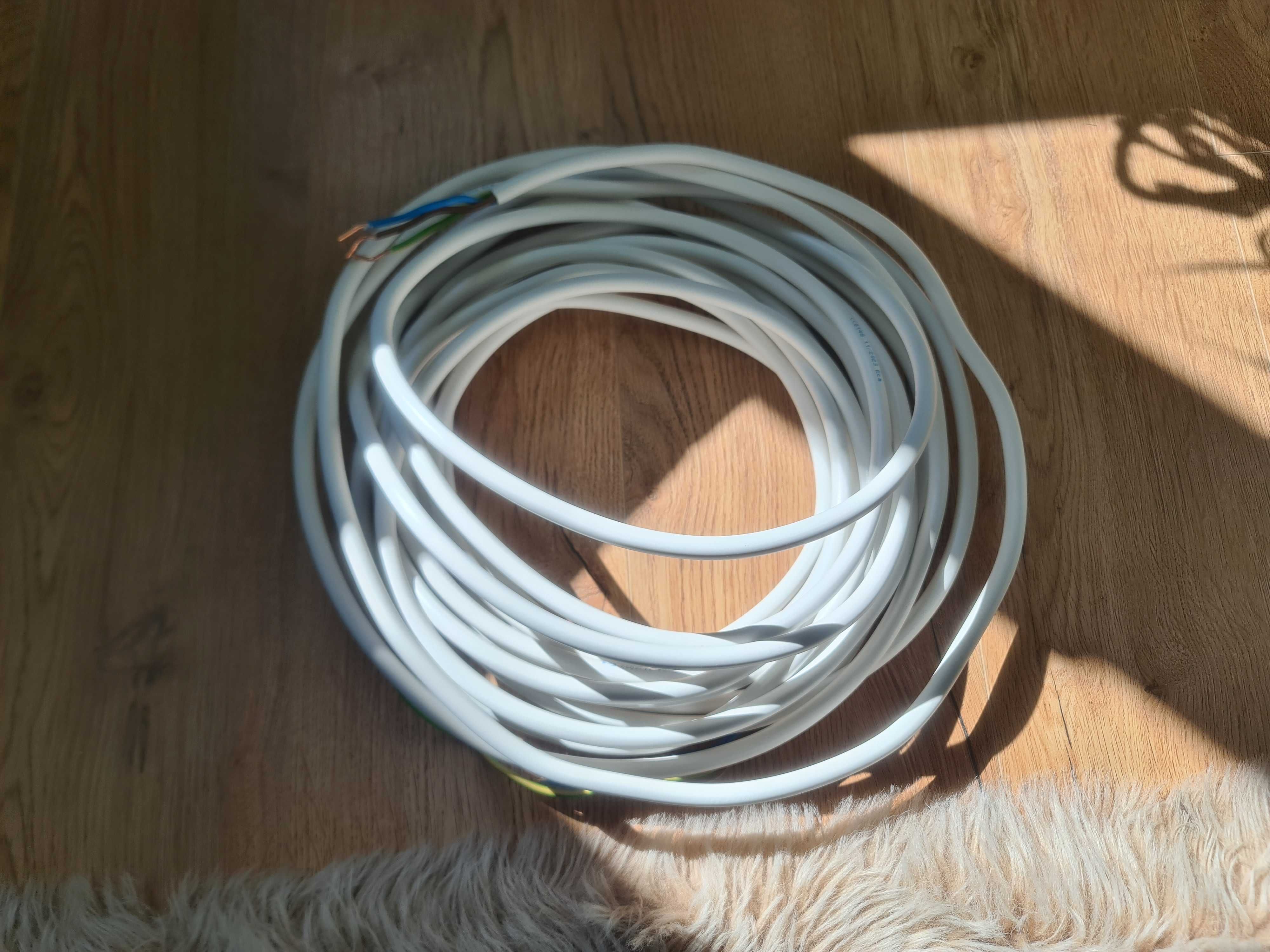 Kabel instalacyjny AKS Zielonka YDY 3 x 4 mm2 450/750V 14 metrów
