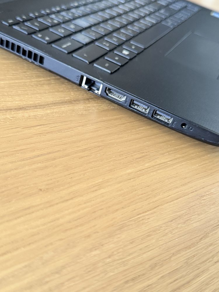 Portatil HP - 15BS122NP