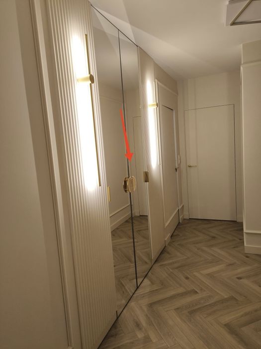 Uchwyt do mebli półksiężyc mosiądz połysk