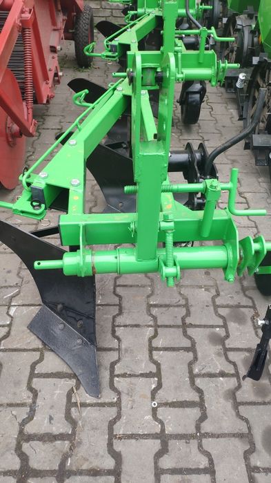 Плуг польський Bomet Оригінал потужна рама