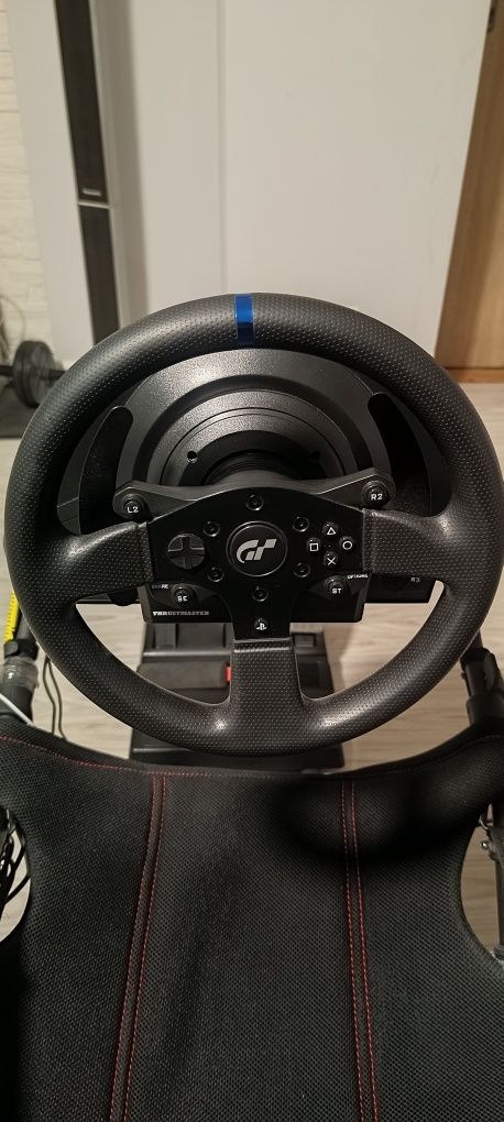 Kierownica Thrustmaster T300RS