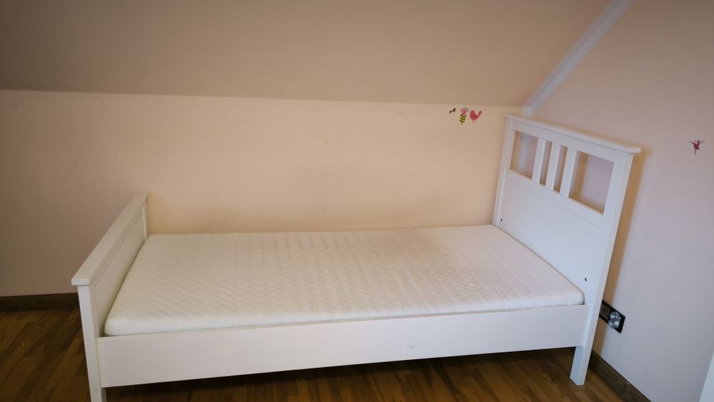 Łóżko Ikea Hemnes