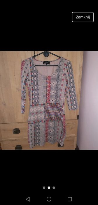 Sukienka we wzory