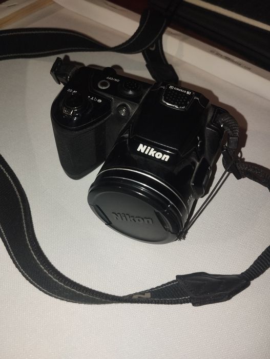 Цифрова камера Nikon COOLPIX — 42x Zoom, чудовий стан