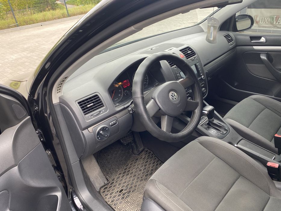 Volkswagen Golf5 автомат