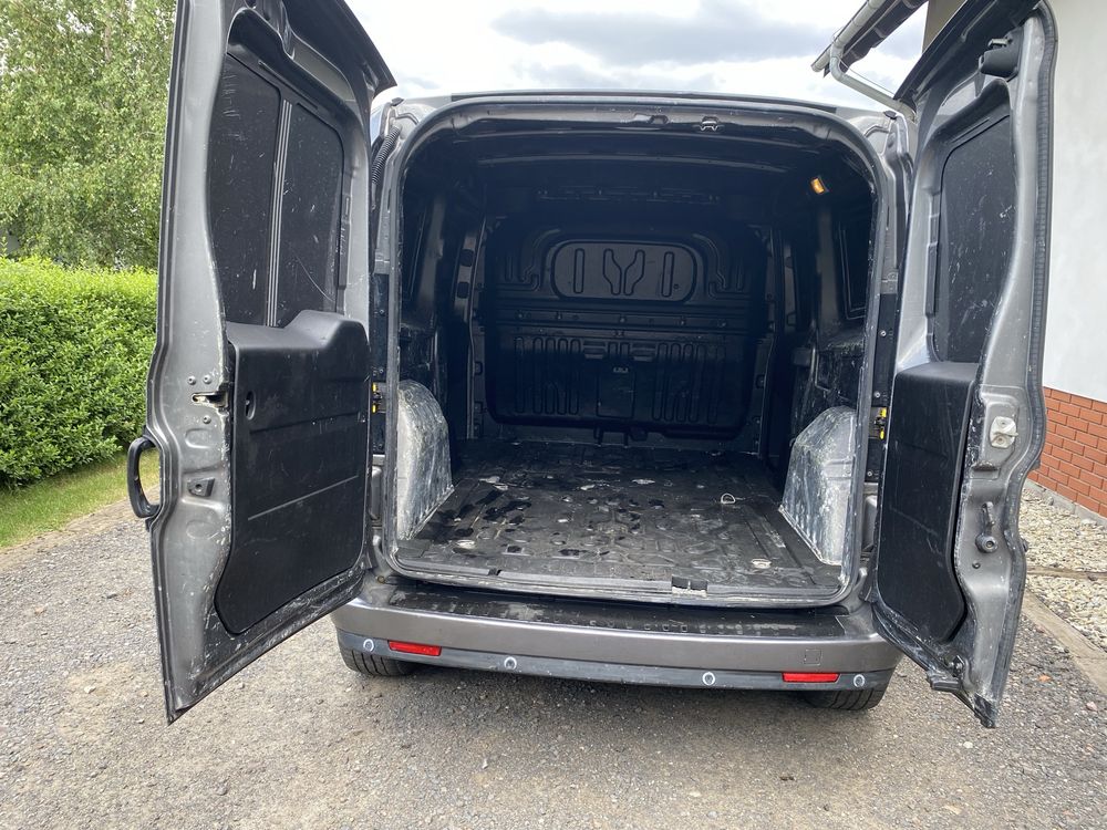 Fiat doblo maxi 2018r 1.6 120km. 3osobowy