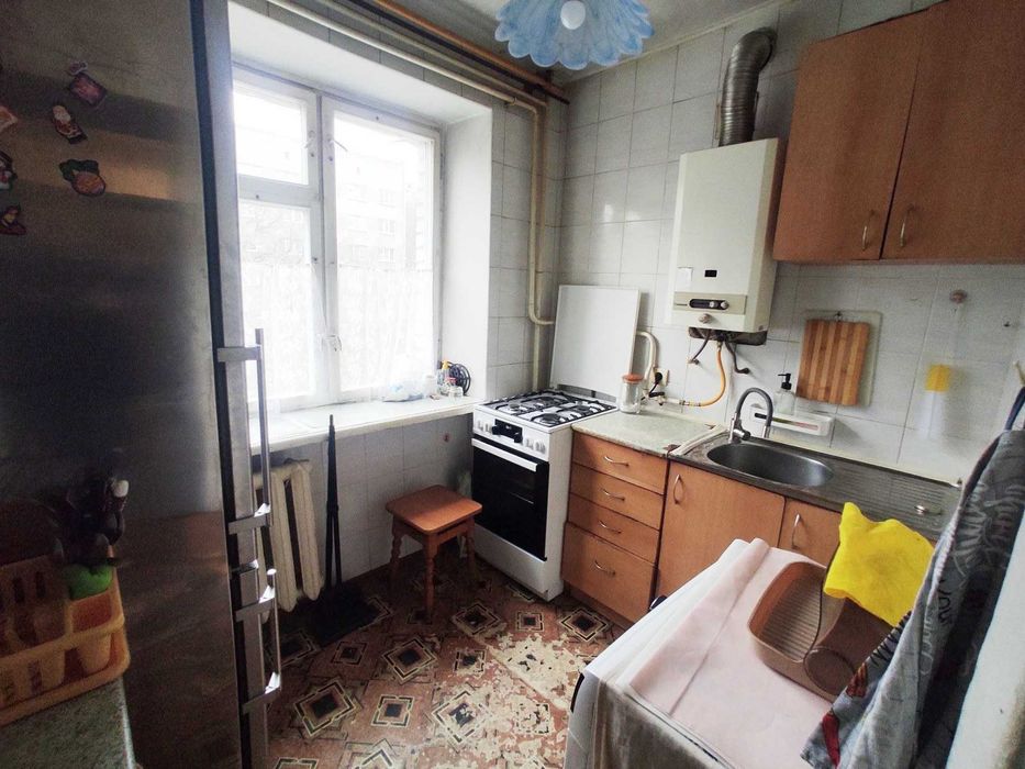 Оренда просторої 2-кімн. квартири у ближн. Центрі по вул.Акад.Сахарова