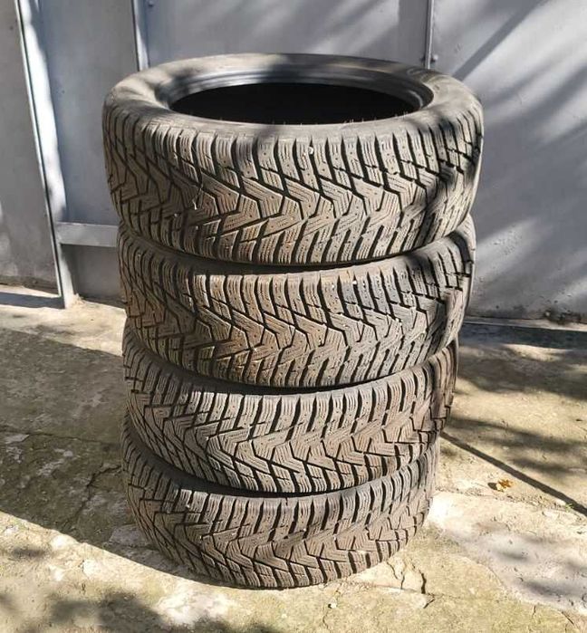 215/55 R17 Майже Нова гума HANKOOK KOREA - 4 штуки