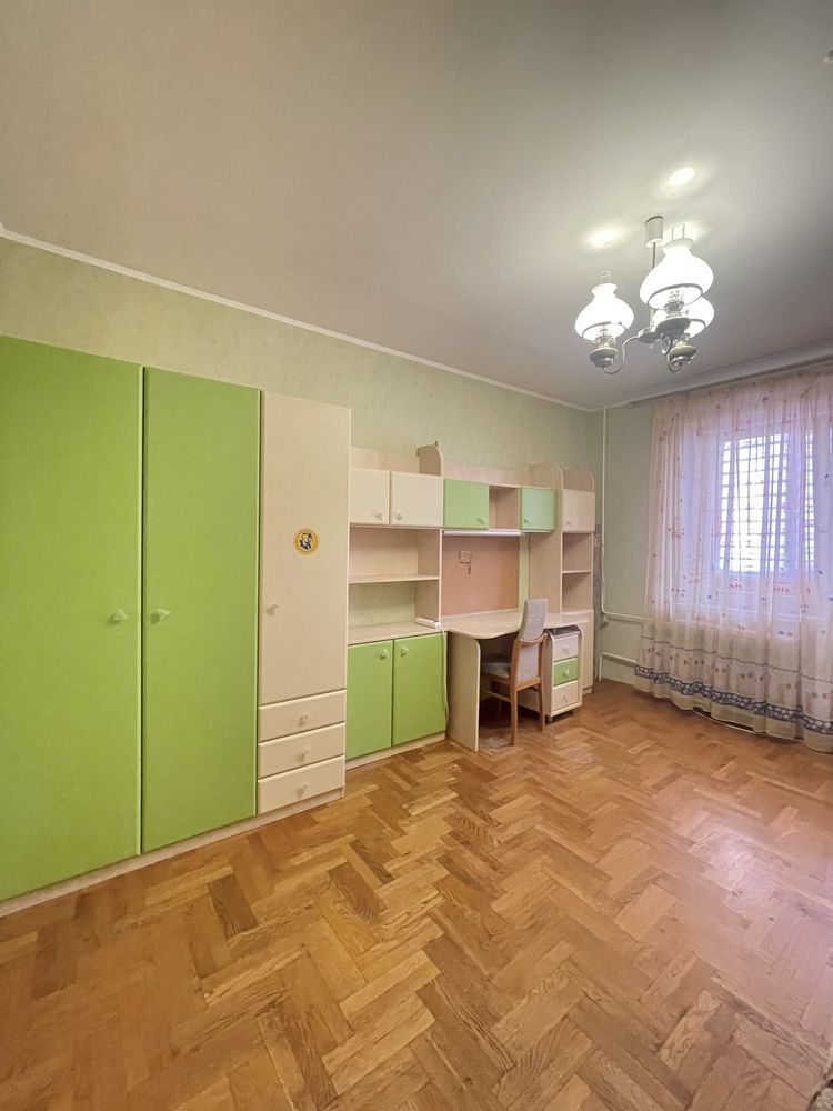 Продаж 3-к вул. Рональда Рейгана 28, поруч парк Деснянський, Троєщина