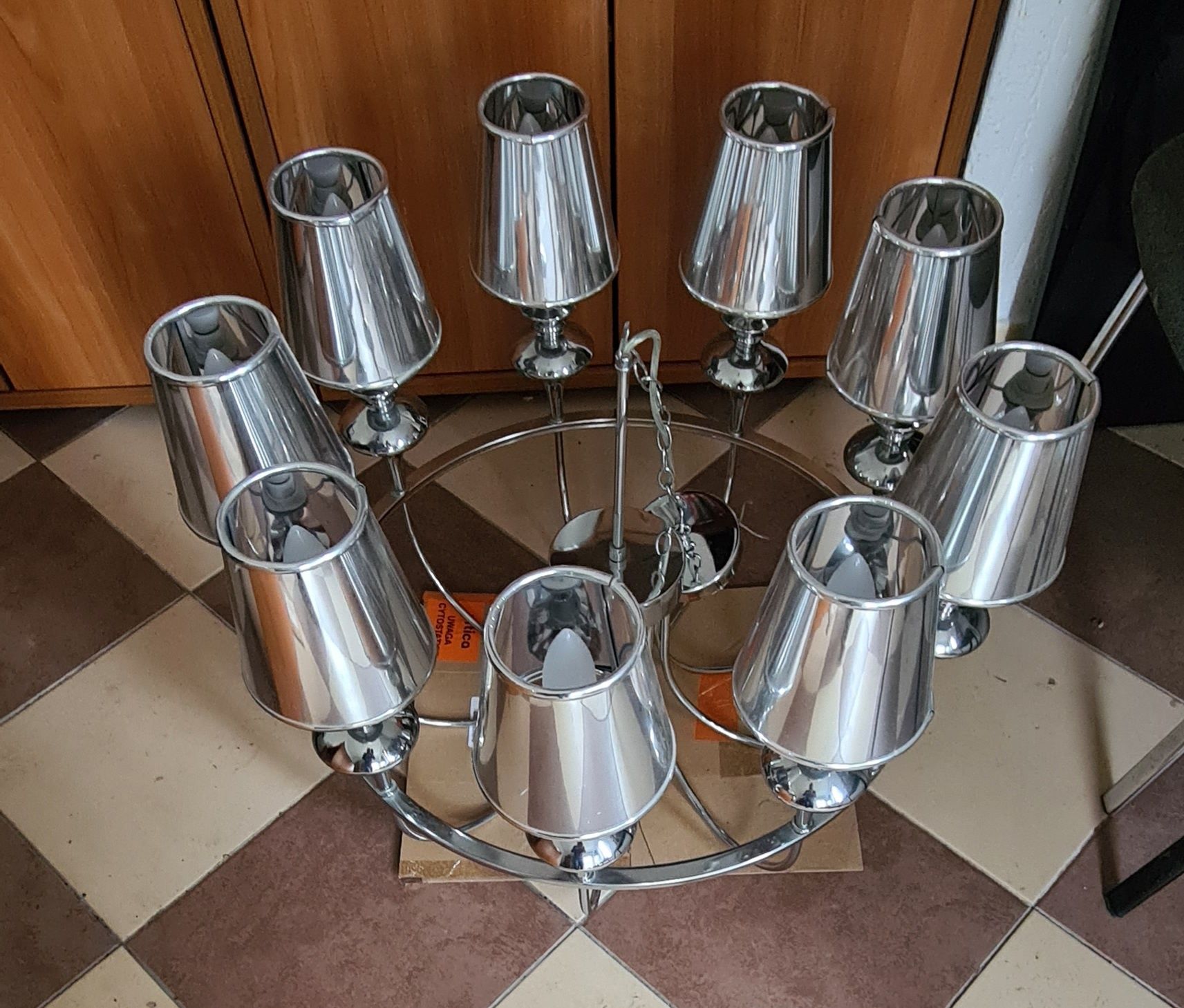 Żyrandol klosz chrom 9 x led