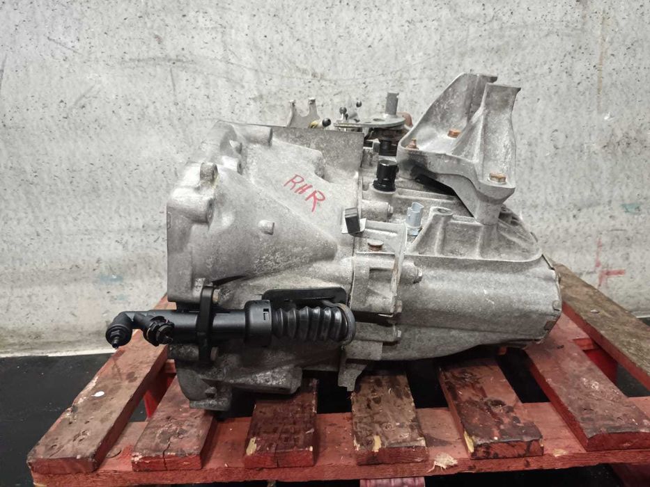 Caixa de velocidades Citroen C4/C5/ Peugeot 407 2.0hdi (ref.: 20MB02)