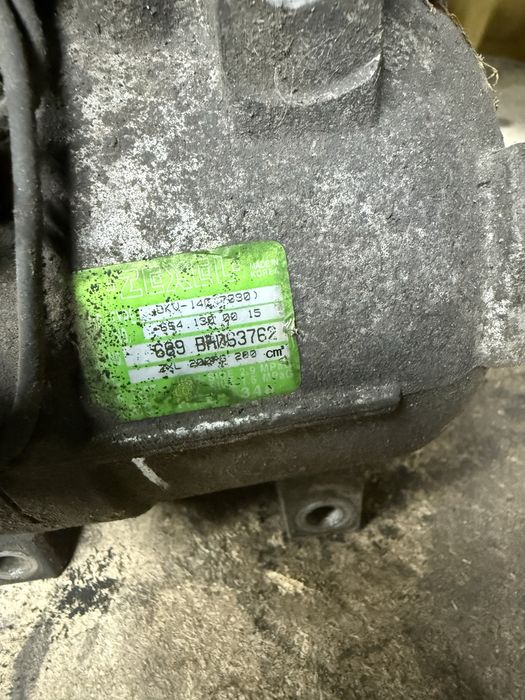 Компрессор кондиционера Ssang Yong