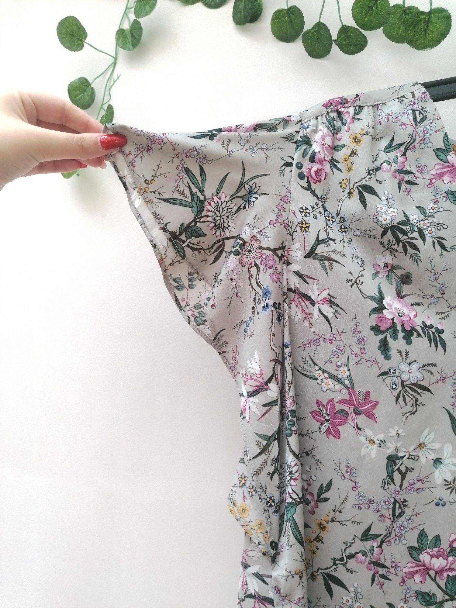 Blusa Cinzenta Florida