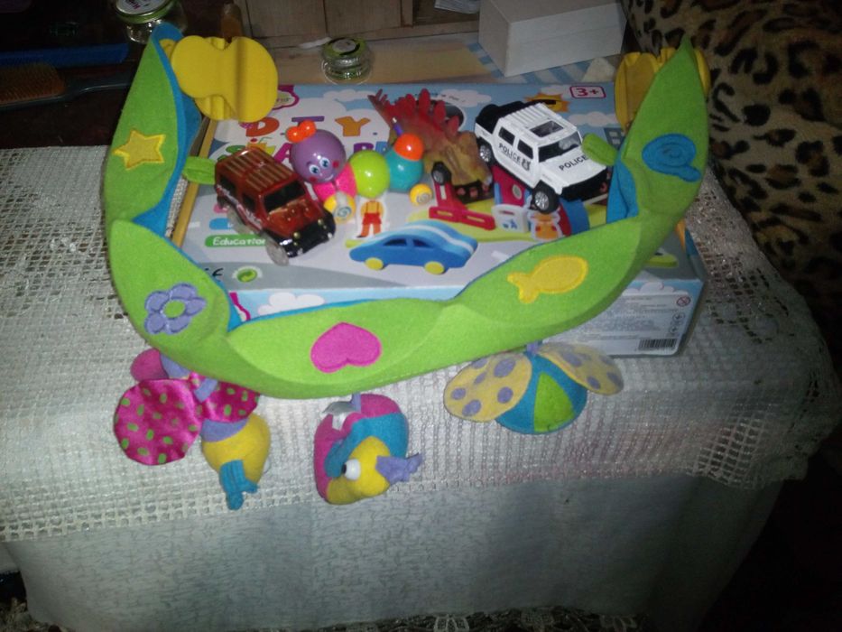 Игрушка Пазл Нова для дітей 3+.Подарунок-машинкі і на коляску девайс