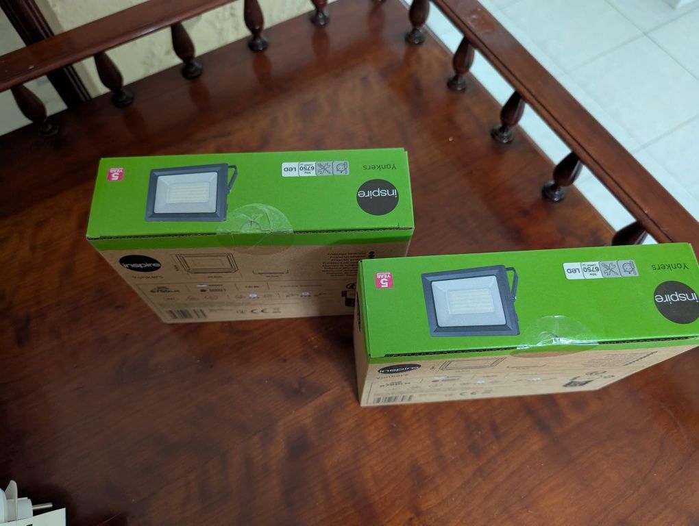 3 Focos Led Novos