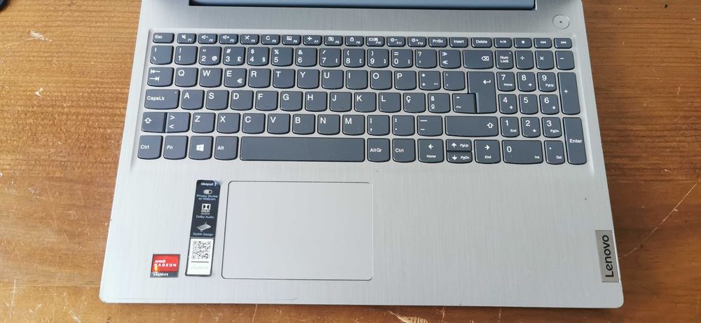lenovo ideapad 3 15ada05