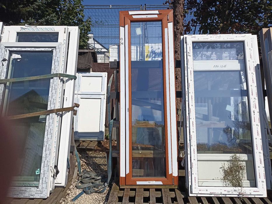 Okno pcv balkonowe 69/248 wiśnia