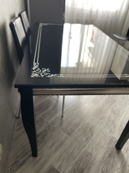 Стіл обідній, стол