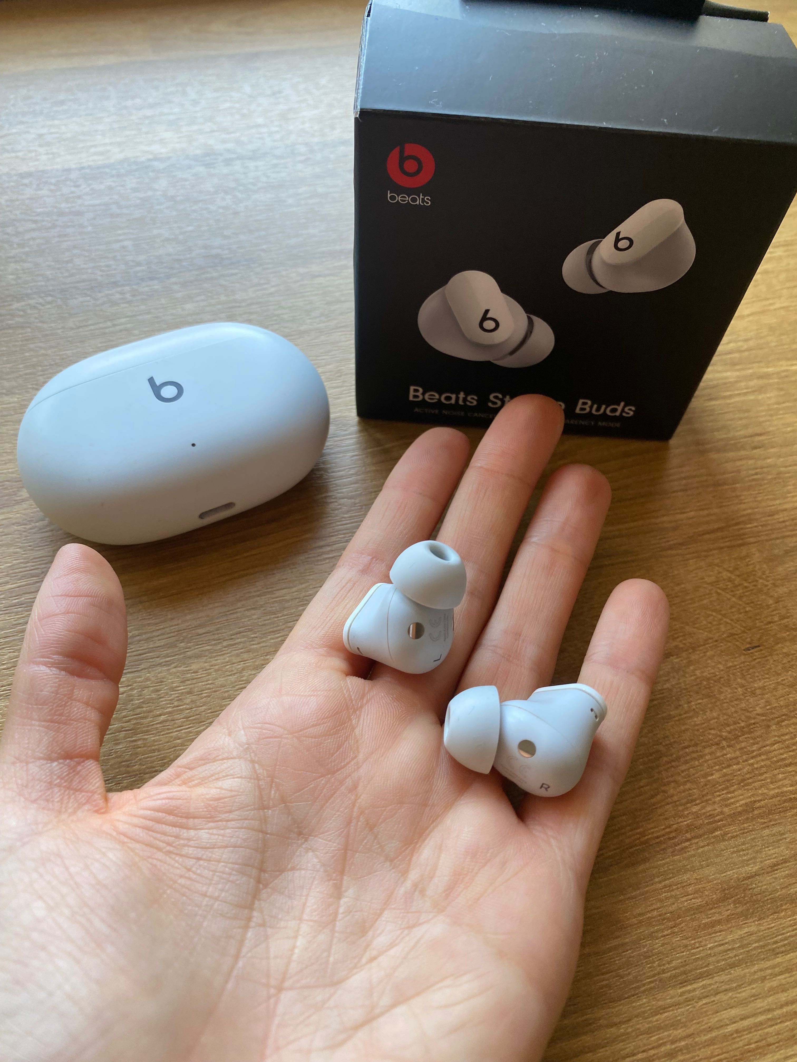 Beats Studio Buds