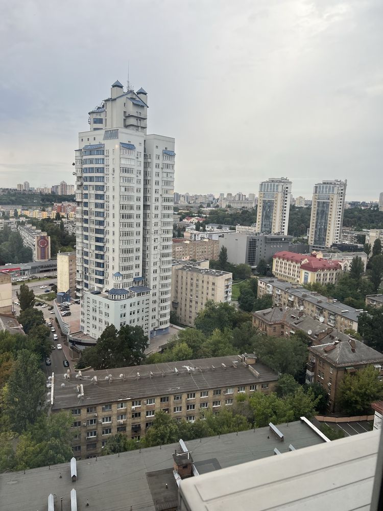 Продаж квартири в Києві