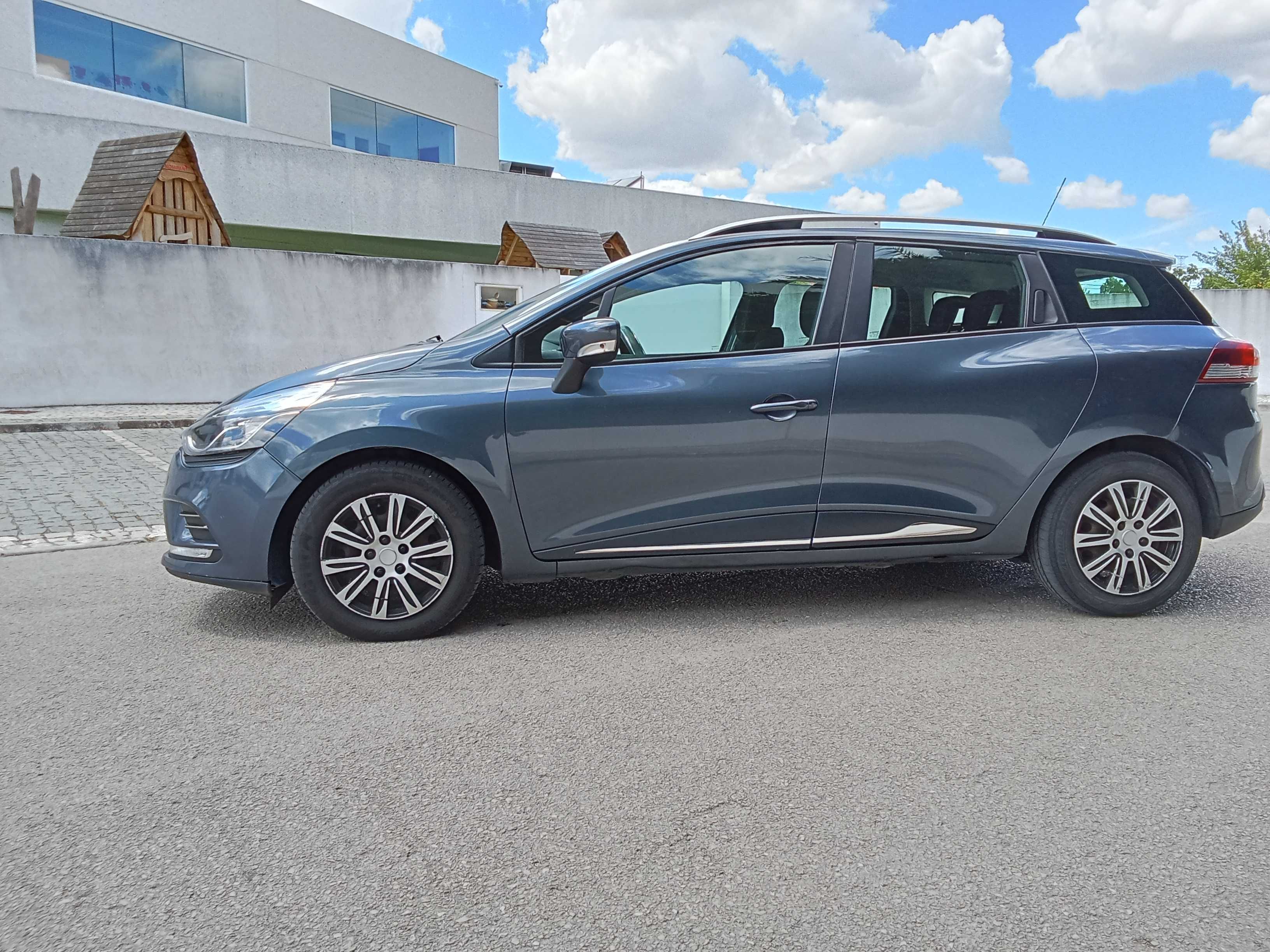 Renault Clio 1.5dci em bom estado a nível geral 2018/10