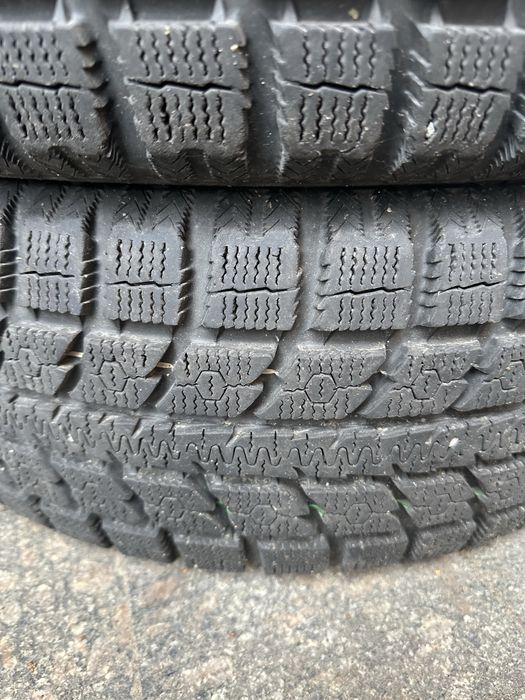 Toyo observe gsi5 235/60/18