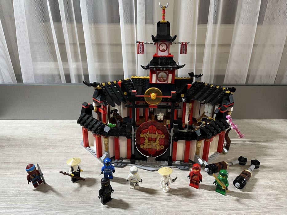 Продам Lego Ninjago Монастир Кружітцу 70670
