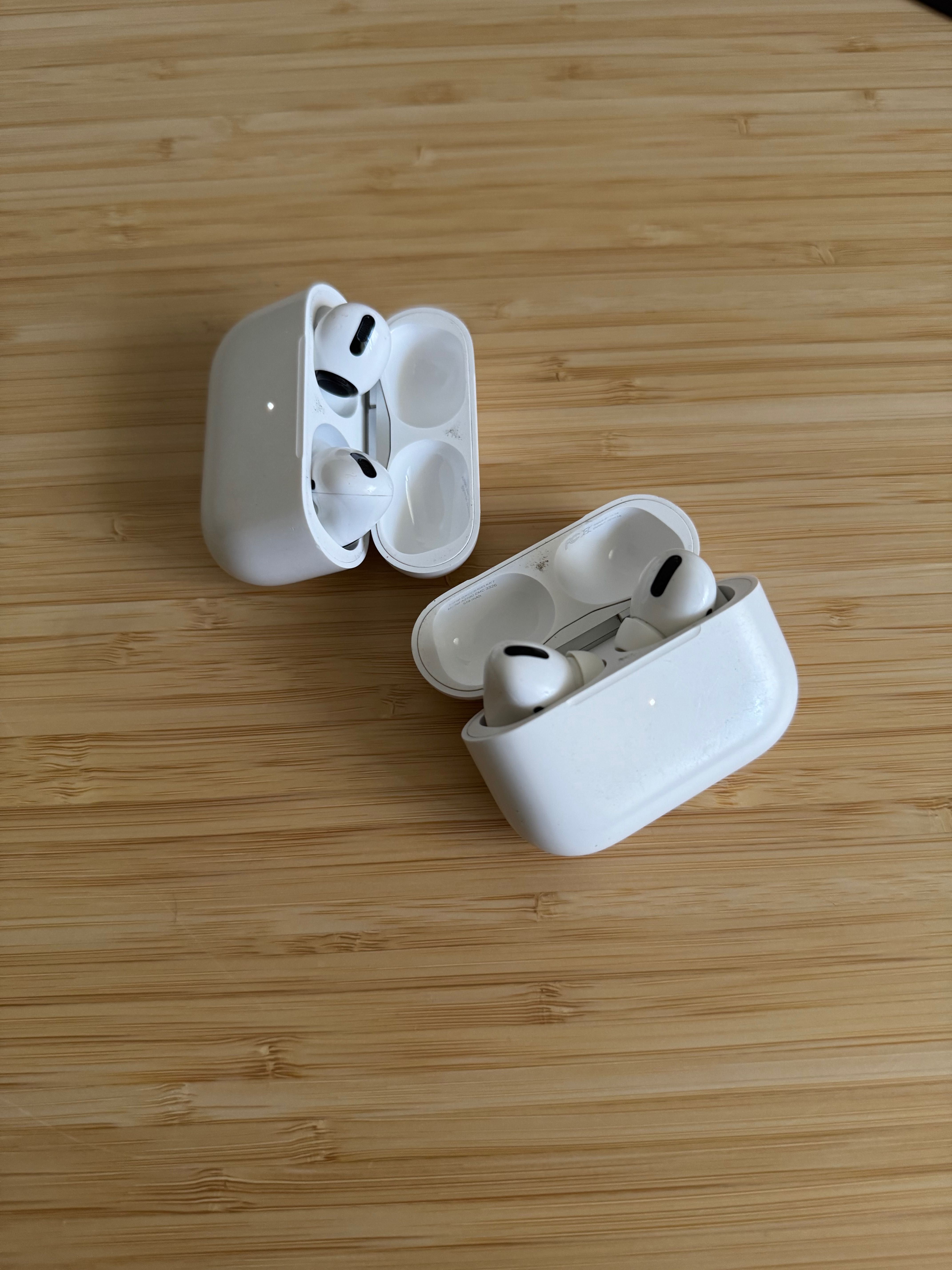 Apple AirPods Pro 1 generation A2084 (2 pairs)