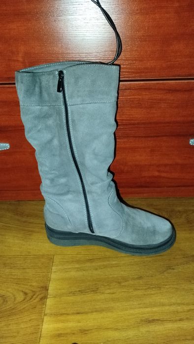 Сапоги чоботи ботінки жіночі